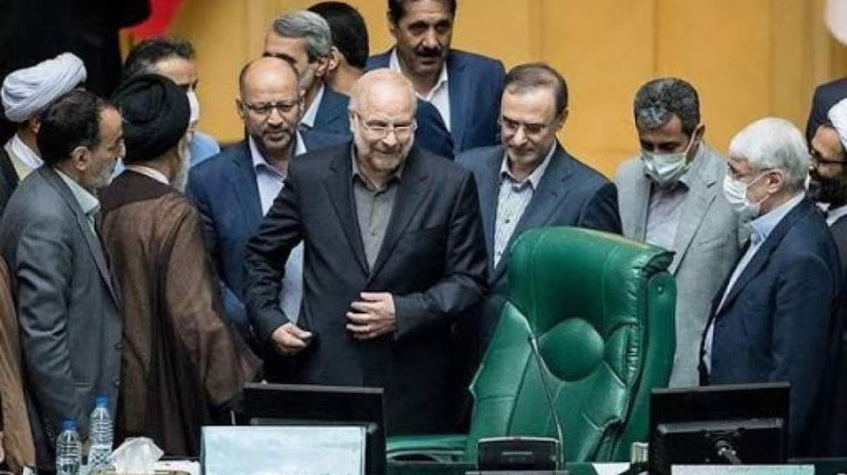  نمایندگان سالآینده حقوق نمیگیرند؟ نمایندگان سالآینده حقوق نمیگیرند؟