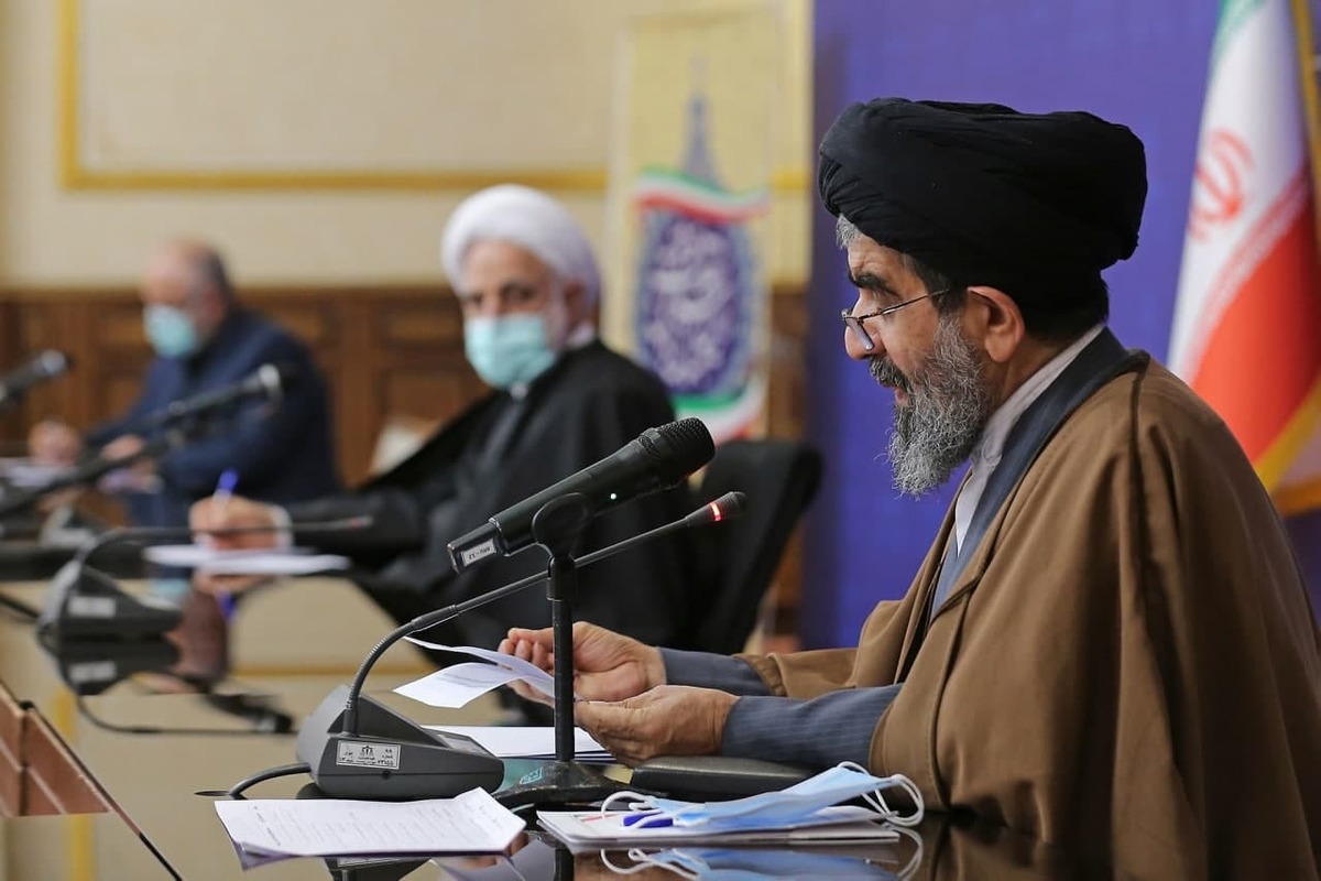 اژه ای: شخصاً پیگیر موضوع بورس هستم/ قطعا تخلفات در مراجع قضایی رسیدگی خواهد شد اژه ای: شخصاً پیگیر موضوع بورس هستم/ قطعا تخلفات در مراجع قضایی رسیدگی خواهد شد