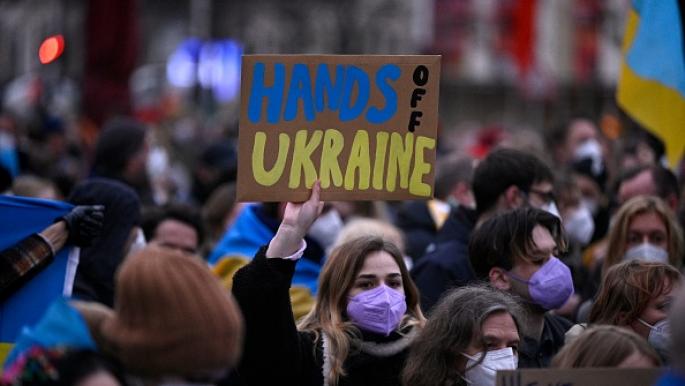 جزئیاتی از تحریم کشورهای غربی علیه روسیه؛ از تحریم نهادها و شرکتها تا میلیاردرهای روسی جزئیاتی از تحریم کشورهای غربی علیه روسیه؛ از تحریم نهادها و شرکتها تا میلیاردرهای روسی