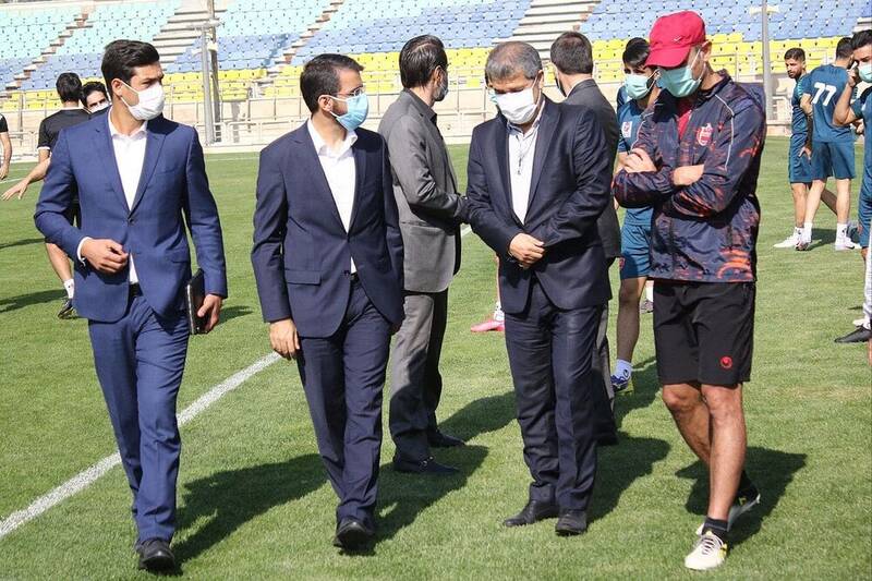 خط و نشان فنونی&zwnj;زاده برای یحیی گل&zwnj;محمدی