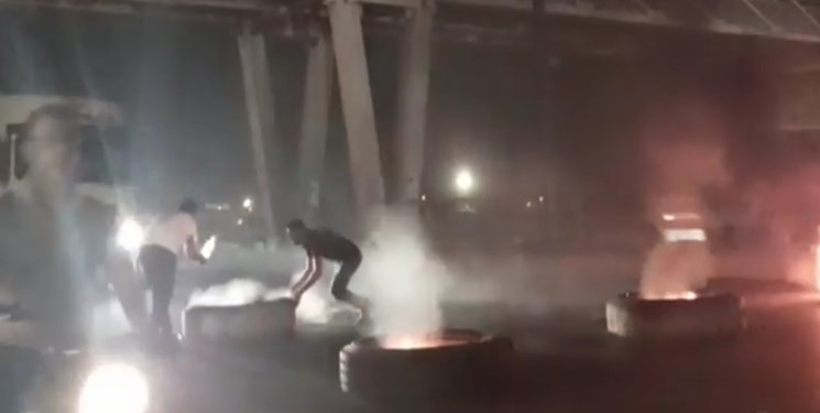 اعتراض مردم چند شهر خوزستان به کمبود آب شرب و کشاورزی / فرماندار ماهشهر: مسدود کردن مسیر بندرماهشهر به بندرامام خمینی بصورت جدی وجود نداشت اعتراض مردم چند شهر خوزستان به کمبود آب شرب و کشاورزی / فرماندار ماهشهر: مسدود کردن مسیر بندرماهشهر به بندرامام خمینی بصورت جدی وجود نداشت