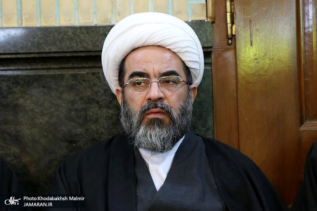 آیت الله فاضل لنکرانی: هیچ کس نمی تواند مسأله عزاداری را تحت الشعاع قرار بدهد و بگوید عزاداری تعطیل باشد، اما با رعایت ضوابط و شرایط