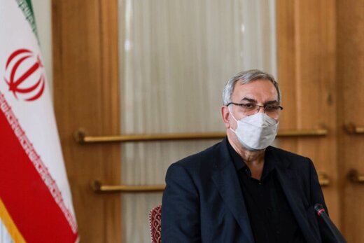 وزیر بهداشت: شرط حضور دانشجویان در کلاس، کارت واکسیناسیون است وزیر بهداشت: شرط حضور دانشجویان در کلاس، کارت واکسیناسیون است