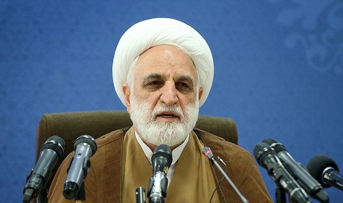 واکنش تلویحی رئیس قوه قضائیه به یادداشت اخیر علیه آیت الله صافی واکنش تلویحی رئیس قوه قضائیه به یادداشت اخیر علیه آیت الله صافی