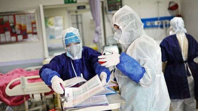 آخرین تعداد مبتلایان و فوتیهای کرونا طی ۲۴ ساعت گذشته آخرین تعداد مبتلایان و فوتیهای کرونا طی ۲۴ ساعت گذشته