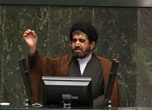 «حضور دو سه نفوذی در کابینه لکه سیاهی در اقدامات رئیسی است» / افشاگری آتشین لارگانی علیه وزرای کار و صمت «حضور دو سه نفوذی در کابینه لکه سیاهی در اقدامات رئیسی است» / افشاگری آتشین لارگانی علیه وزرای کار و صمت