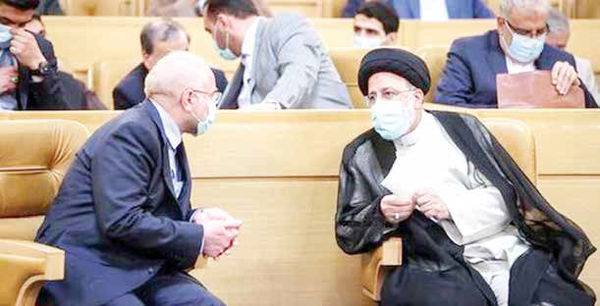 احتمال همدستی دولت و مجلس در فریز حقوق مزدبگیران احتمال همدستی دولت و مجلس در فریز حقوق مزدبگیران