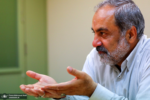 عماد افروغ: افراد را متوجه فلسفه حجاب نکردیم/ بچهها باید متوجه شوند که هنجارشکنی کردهاند؛ تفهیم باید به زبانی مهربانانه و دوستانه باشد عماد افروغ: افراد را متوجه فلسفه حجاب نکردیم/ بچهها باید متوجه شوند که هنجارشکنی کردهاند؛ تفهیم باید به زبانی مهربانانه و دوستانه باشد