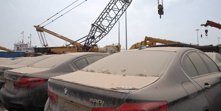 برداشتن غبار از خودروهای لاکچری برداشتن غبار از خودروهای لاکچری