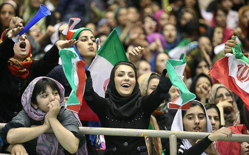 نامه فیفا برای ورود زنان به ورزشگاه، الزامآور است، نه پیشنهادی! نامه فیفا برای ورود زنان به ورزشگاه، الزامآور است، نه پیشنهادی!