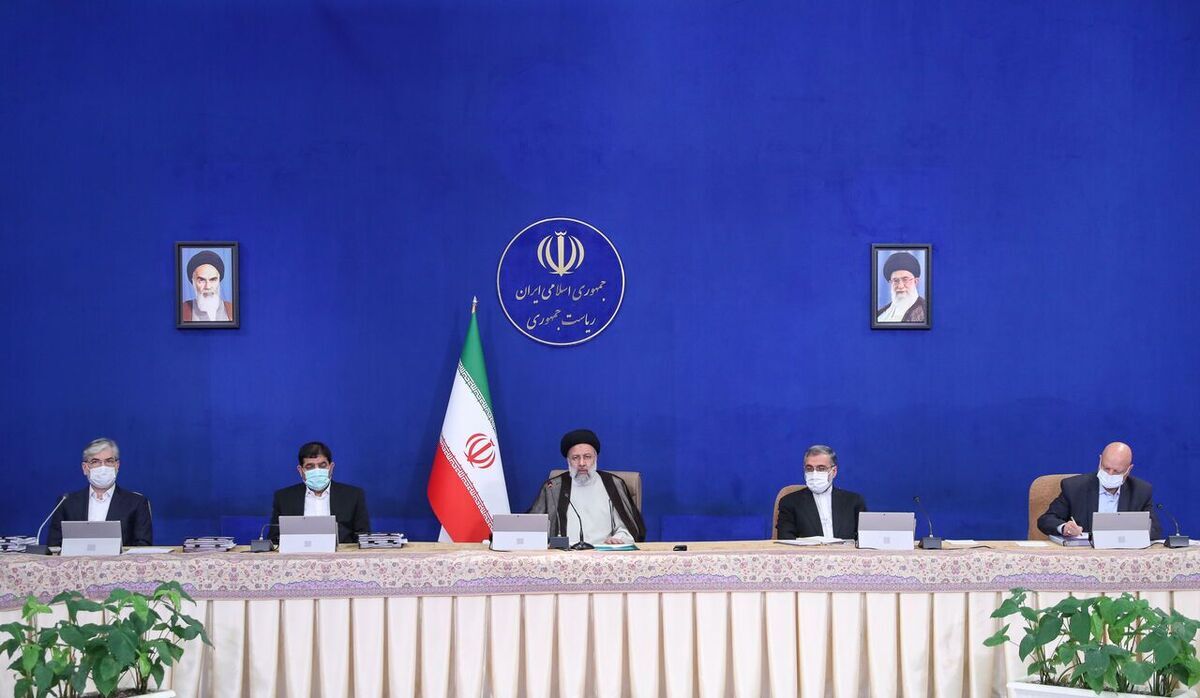 در تیم اقتصادی دولت باید خانه تکانی جدی صورت گیرد؛ صبر هم حدی دارد