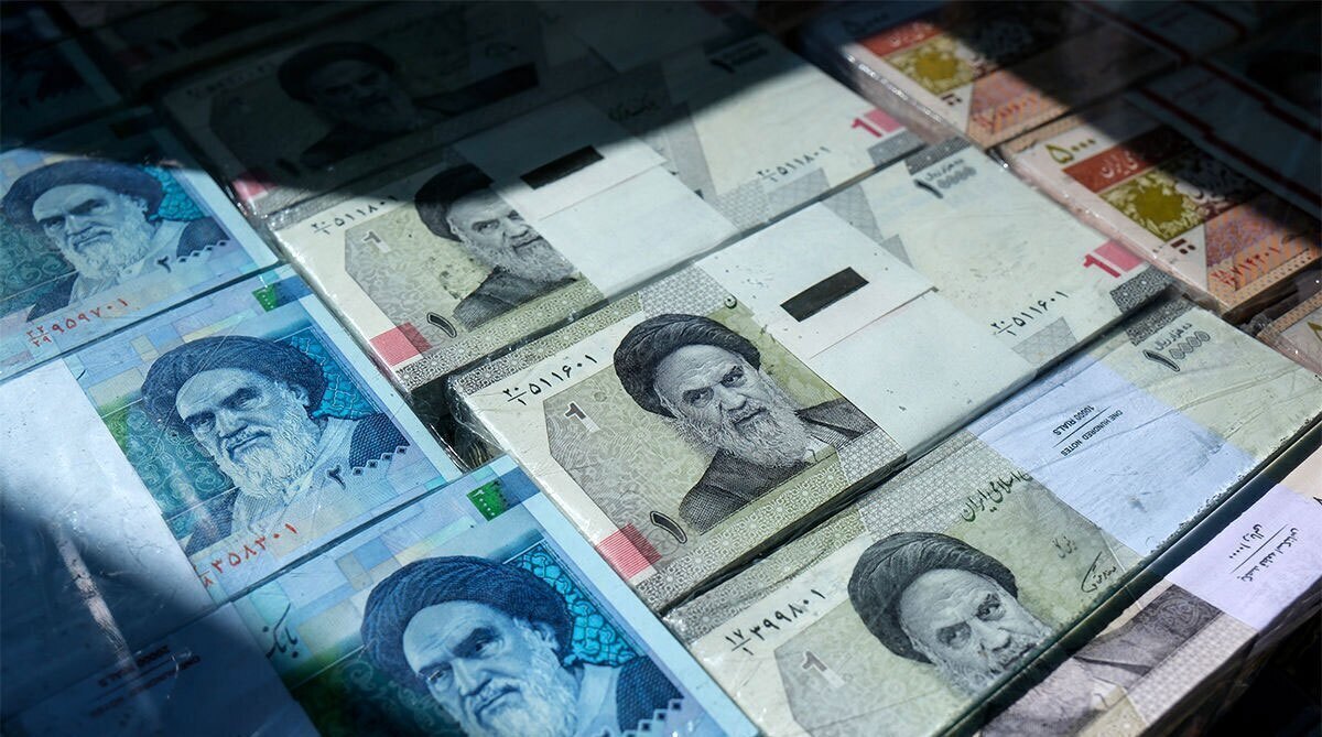 نحوه اخذ مالیات از سود سپردههای بانکی ابلاغ شد نحوه اخذ مالیات از سود سپردههای بانکی ابلاغ شد