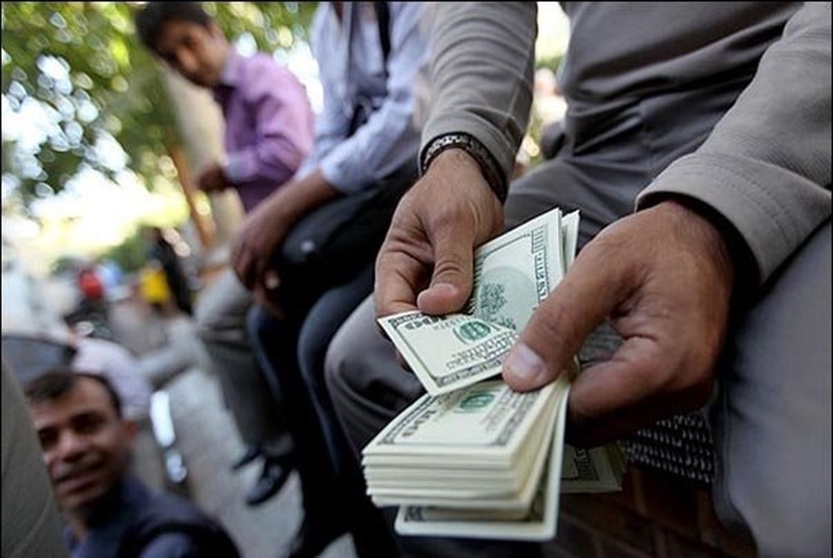 پیش بینی قیمت دلار تا اسفند امسال