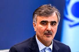 اقدام جنجالی پزشکیان در واکنش به خبر برکناری فرزین از ریاست بانک مرکزی اقدام جنجالی پزشکیان در واکنش به خبر برکناری فرزین از ریاست بانک مرکزی