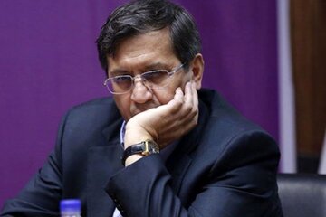 پشت پرده استیضاح وزیر اقتصاد از نگاه روزنامه دولت/ چرا تعداد مخالفان همتی از ۷۰ نفر به ۱۸۲ رأی رسید؟ پشت پرده استیضاح وزیر اقتصاد از نگاه روزنامه دولت/ چرا تعداد مخالفان همتی از ۷۰ نفر به ۱۸۲ رأی رسید؟