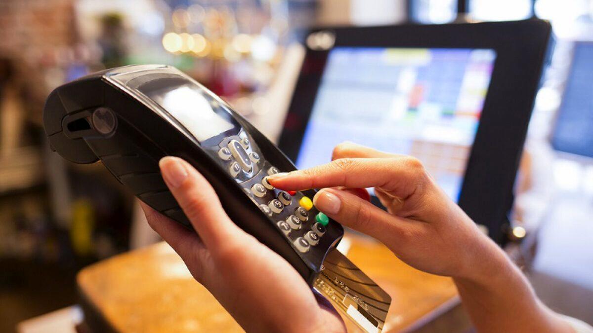 کارمزد تراکنشهای بانکی تغییر می کند؛ کارمزد کارت به کارت چند میشود؟+جدول کارمزدها کارمزد تراکنشهای بانکی تغییر می کند؛ کارمزد کارت به کارت چند میشود؟+جدول کارمزدها