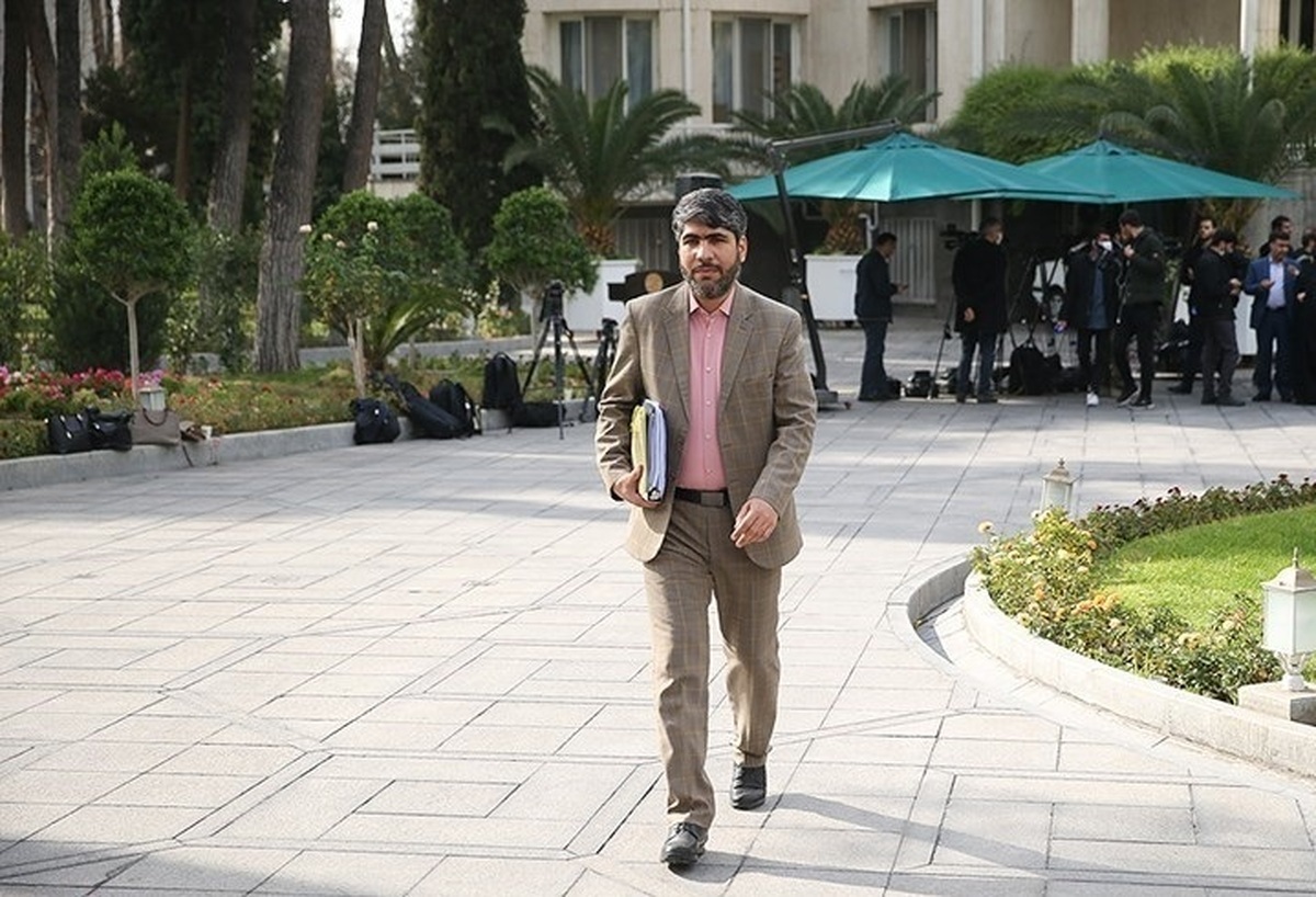 خبری از تعطیلی نیست /مشی رئیسی این بود که یک روز هم کار مردم روی زمین نماند خبری از تعطیلی نیست /مشی رئیسی این بود که یک روز هم کار مردم روی زمین نماند