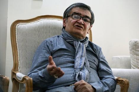 چه کسانی از حاشیههای رضا رویگری سود میبرند؟