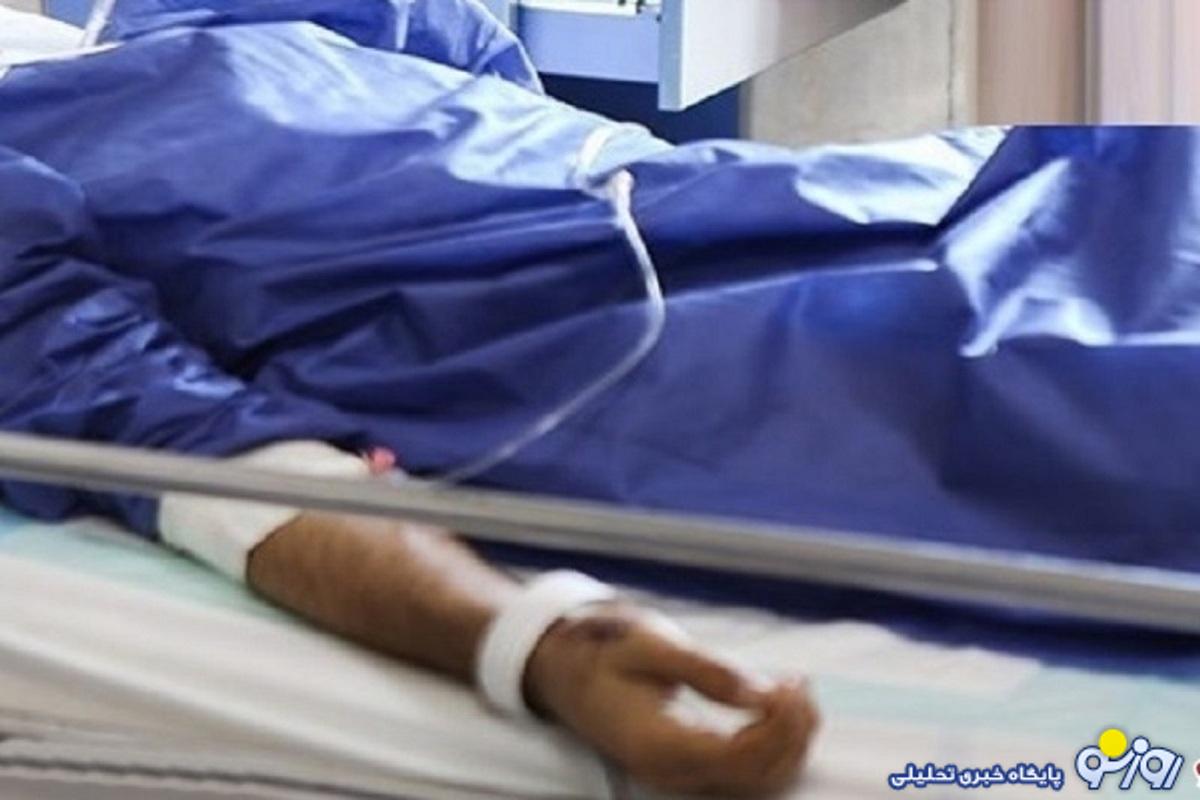 کپسولهای تریلر نشتی داد؛ ۶۰ نفر مسموم شدند کپسولهای تریلر نشتی داد؛ ۶۰ نفر مسموم شدند