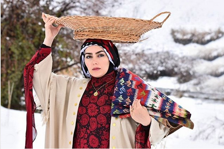 استایل پاییزی روژان سریال نون خ جلبتوجه کرد