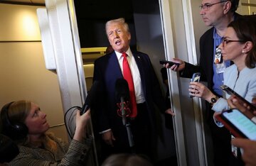 ترامپ پس از گفتگو با مشاورانش: خیلی زود در مورد ایران تصمیم میگیریم ترامپ پس از گفتگو با مشاورانش: خیلی زود در مورد ایران تصمیم میگیریم