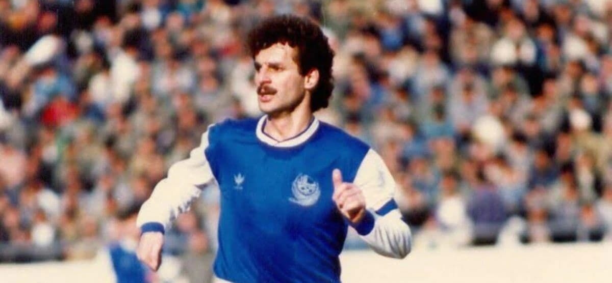 برای مدیران استقلال متاسفم که حتی تلفن زدن هم بلد نیستند/ بعد از فوت همسرم، استقلال را هم دفن کردم برای مدیران استقلال متاسفم که حتی تلفن زدن هم بلد نیستند/ بعد از فوت همسرم، استقلال را هم دفن کردم