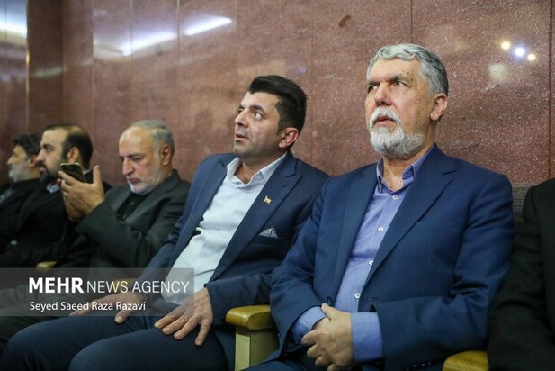 مراسم تشییع اشرف بروجردی