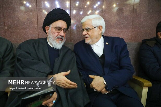 مراسم تشییع اشرف بروجردی