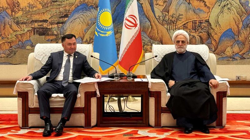 دیدار محسنی اژه ای با عالی‌ترین مقام قضایی قزاقستان