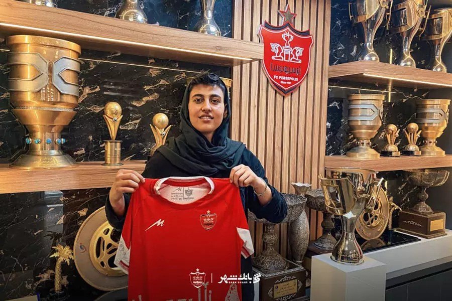 رونمایی از دو خرید جدید پرسپولیس (عکس) رونمایی از دو خرید جدید پرسپولیس (عکس)