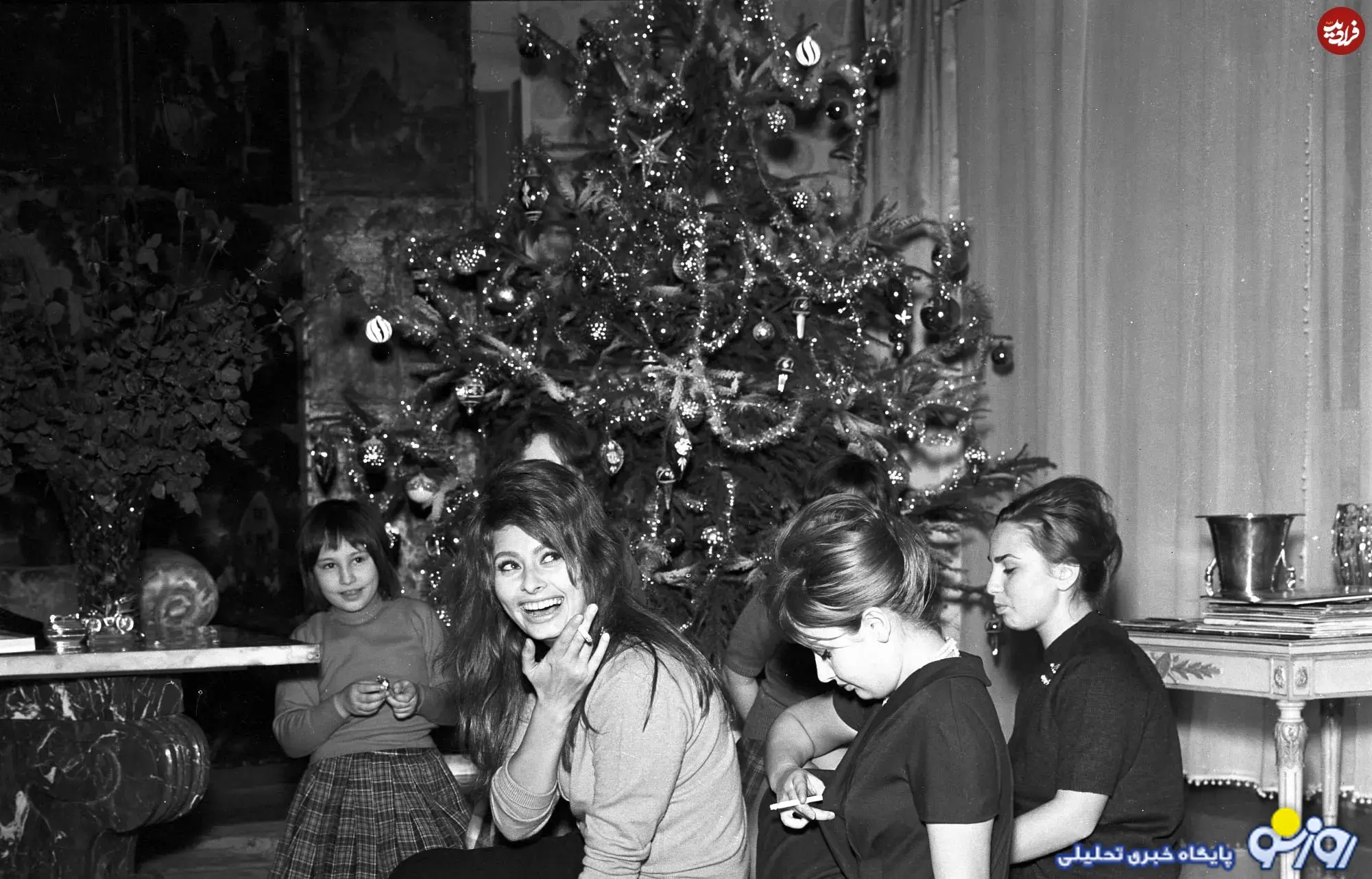 «سوفیا لورن» در کنار خواهرش در جشن کریسمس