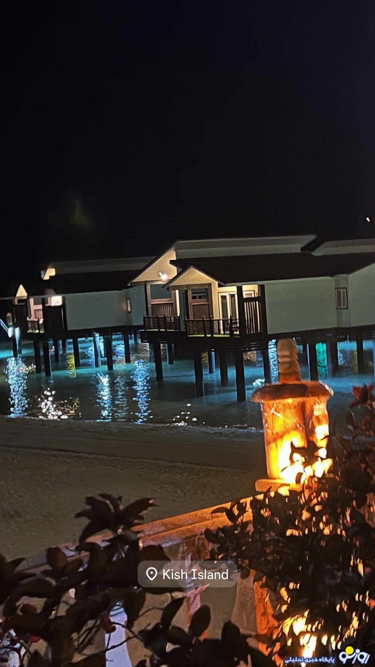 عکس تفریحات لاکچری سارا و نیکا در ایران