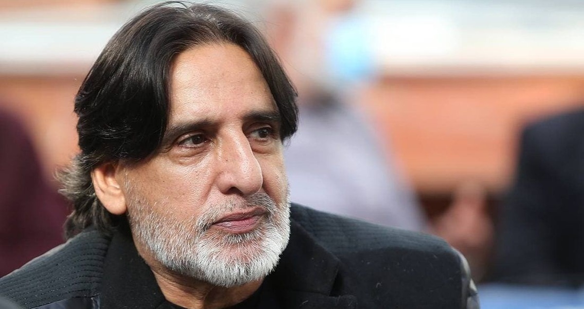 هواداران استقلال میترسند پرسپولیس قهرمان شود/ دوکنز نازون و موسی جنپو با دلالی به استقلال آمدهاند هواداران استقلال میترسند پرسپولیس قهرمان شود/ دوکنز نازون و موسی جنپو با دلالی به استقلال آمدهاند