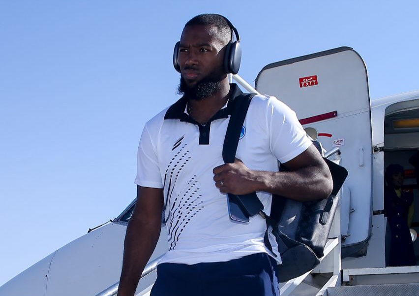 تکذیب بیماری قلبی داکنز نازون از سوی باشگاه استقلال؛ شکایت میکنیم! تکذیب بیماری قلبی داکنز نازون از سوی باشگاه استقلال؛ شکایت میکنیم!