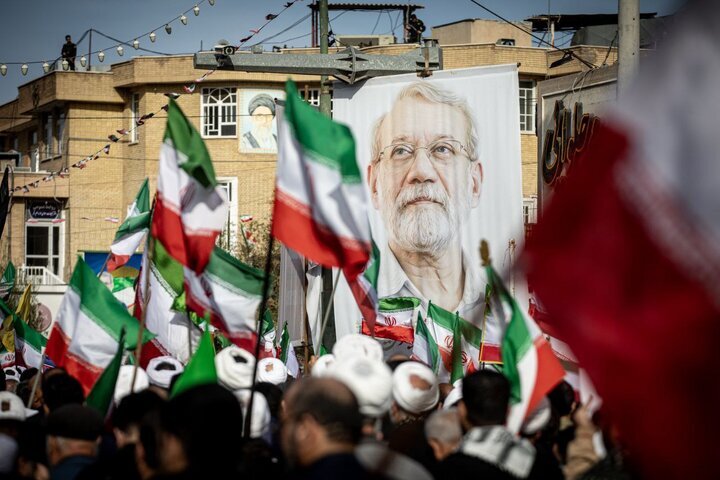 دعوت از دانشگاهیان برای شرکت در مراسم اربعین دکتر علی لاریجانی