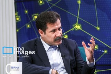 واکنش معاون پزشکیان به شایعات درباره استعفای رئیس جمهور/ اینترنت، بخشی از نانِ سفره مردم است/ چه زمانی قرار است دست از برچسب‌زنی و زخم‌زبان برداریم