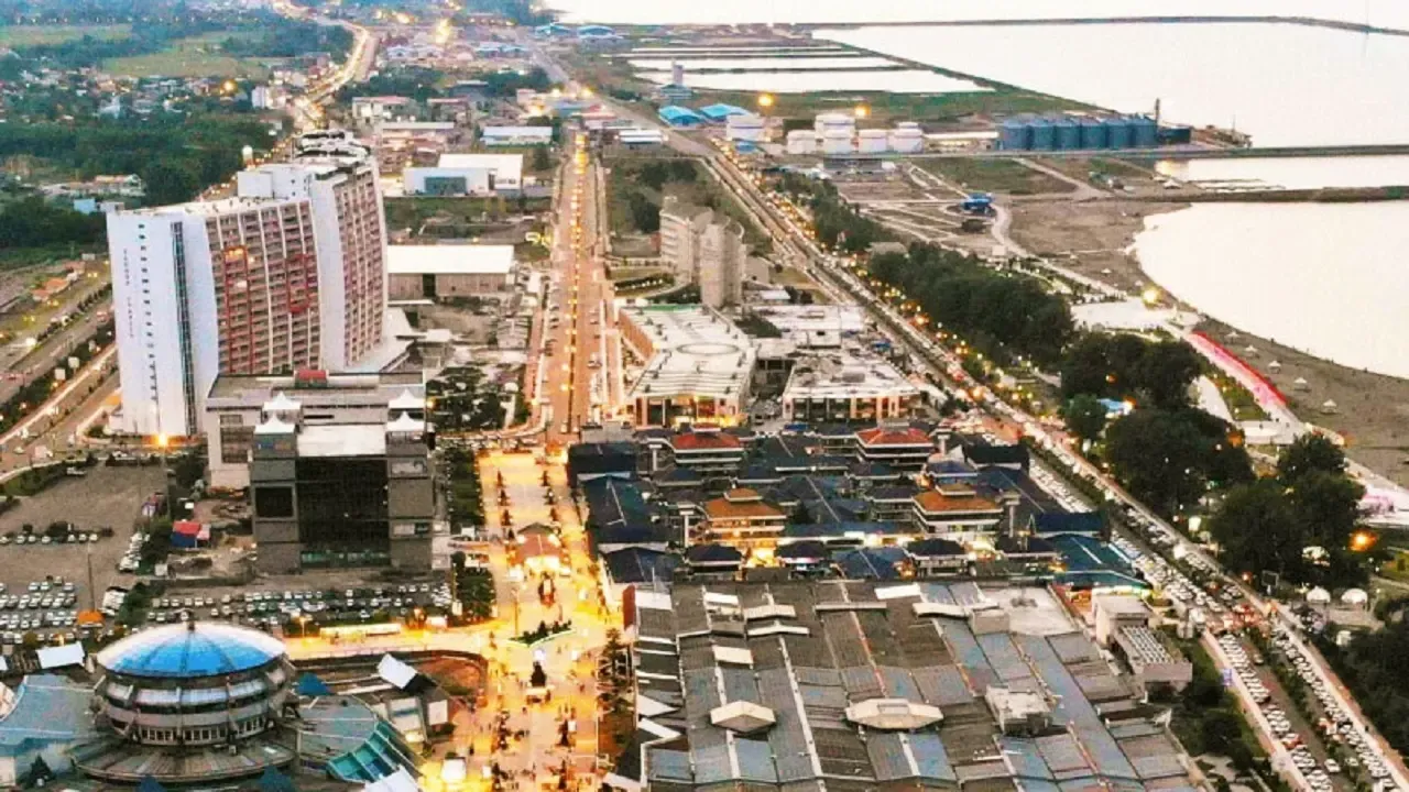21448365_451