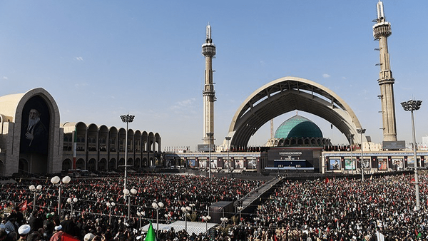 آخرین دیدار با رهبر شهید در مصلی تهران!