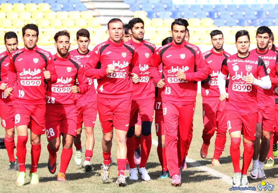 بررسی صحنه جنجالی داوری دیدار پرسپولیس - فولاد