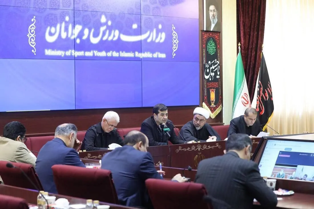  دنیامالی: پرسپولیس و استقلال انتظار داریم که مراسم وداع با رهبر شهید حضور پررنگ داشته باشند/ قدردانی از امام شهید برای همه ما برکت خواهد آورد