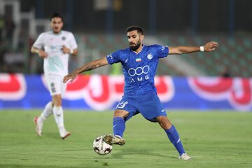 عکس| مدافع پرحاشیه استقلال ماندنی شد؟