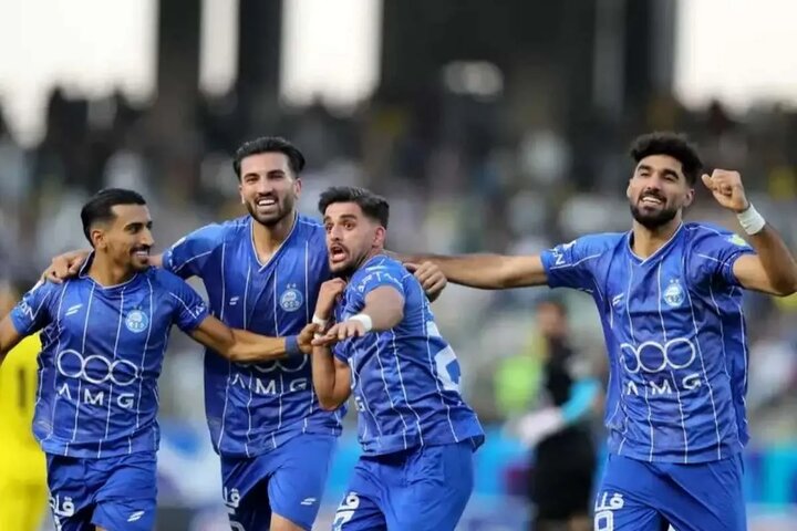 طاهری: باید جام قهرمانی را به استقلال بدهند