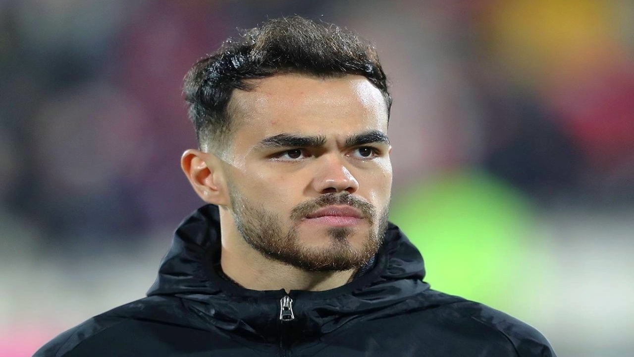 باشگاه پرسپولیس: اورونوف و سرگیف را نگه می‌داریم
