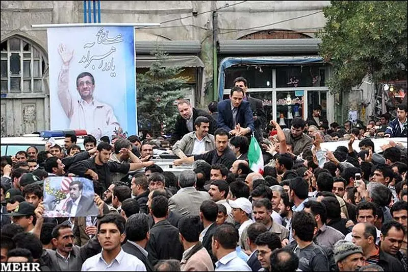 فراز و فرود‌های سیاسی احمدی نژاد از رزمندگی تا ریاست جمهوری!